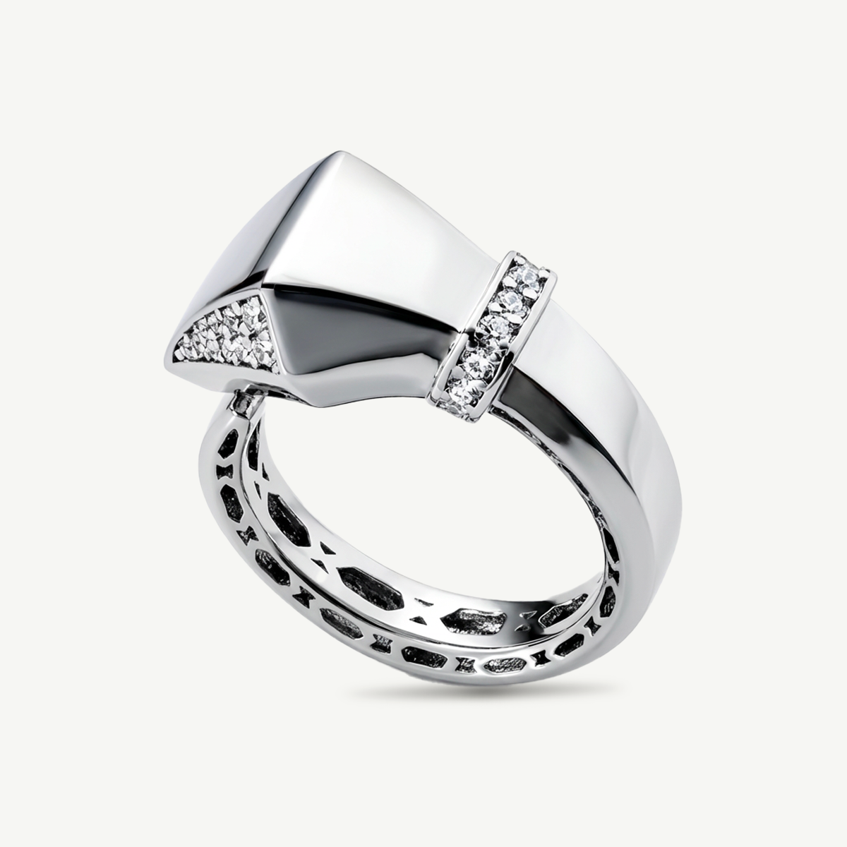 gid://shopify/Product/15816861909376_1