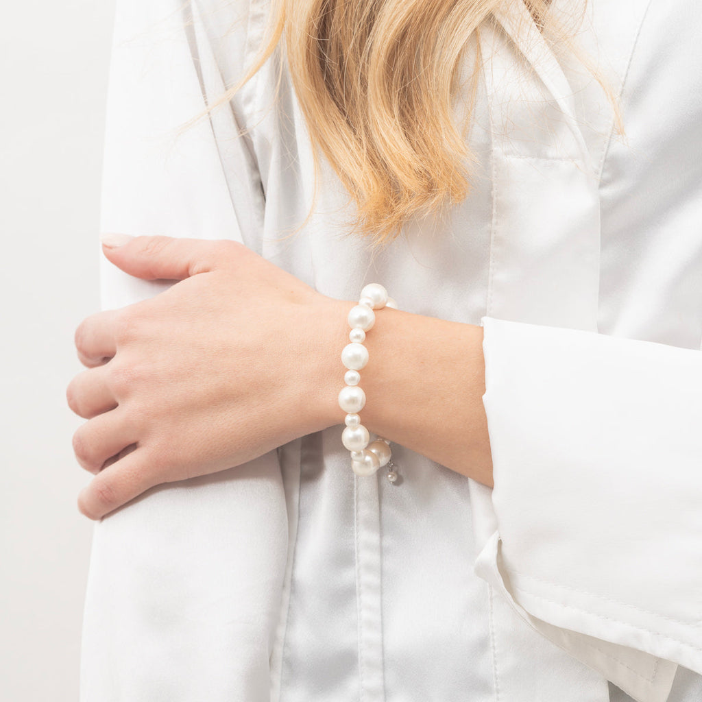 gid://shopify/Product/15795387564416_2