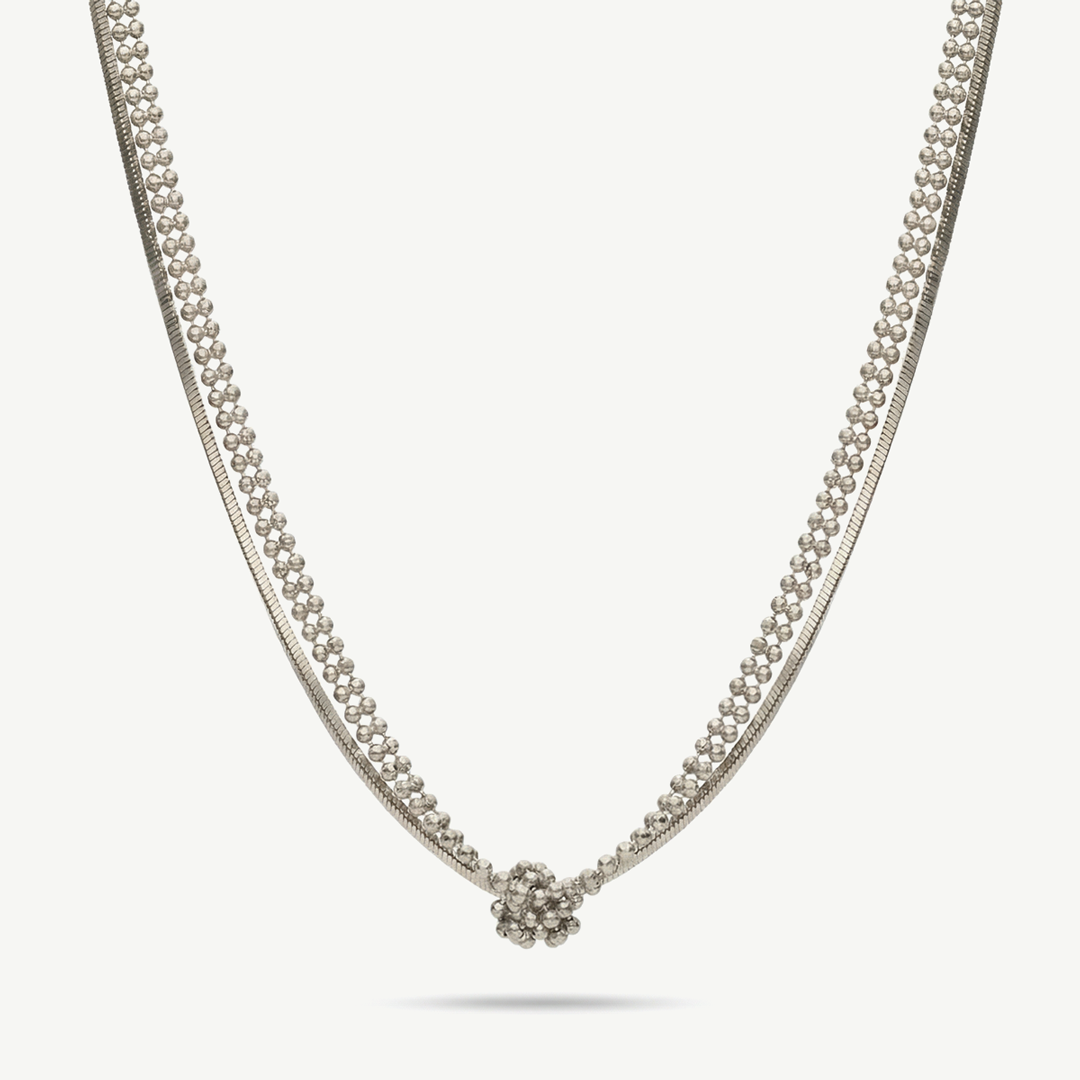 Collana con Nodo e Doppio Filo