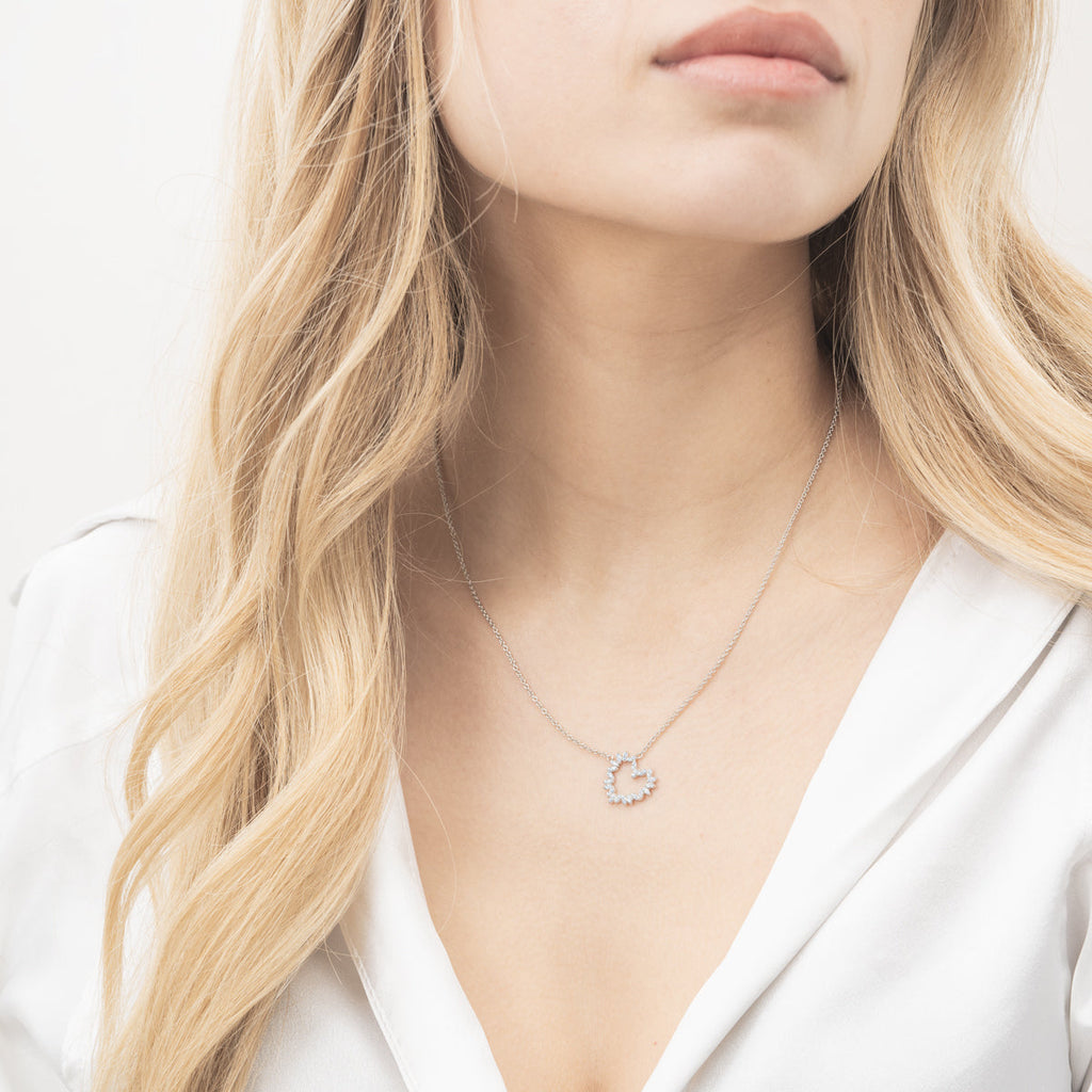 gid://shopify/Product/15504921919872_1
