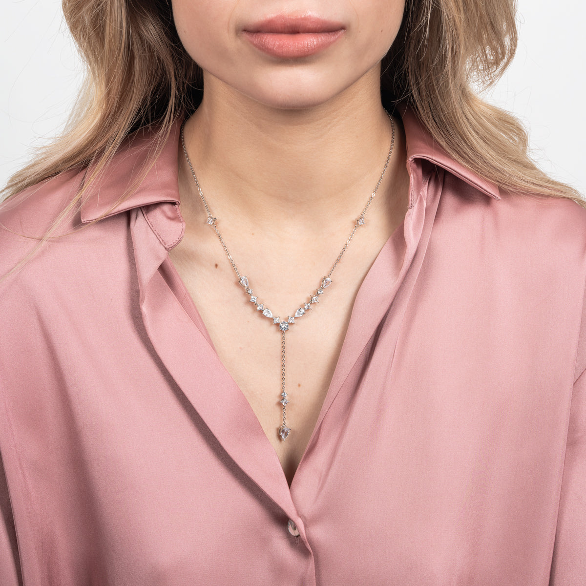 gid://shopify/Product/15795457589632_2